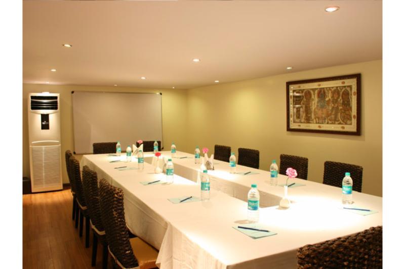 Hotel Nandhana Hometel