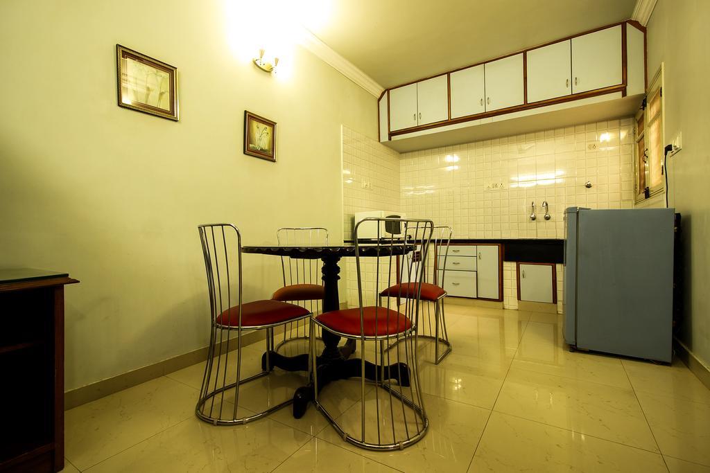Oyo 24573 Eyrie Comforts 3*