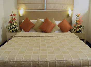 Hotel Amc Comforts 3*