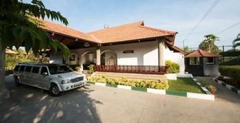 Hotel Confident Cascade 3*