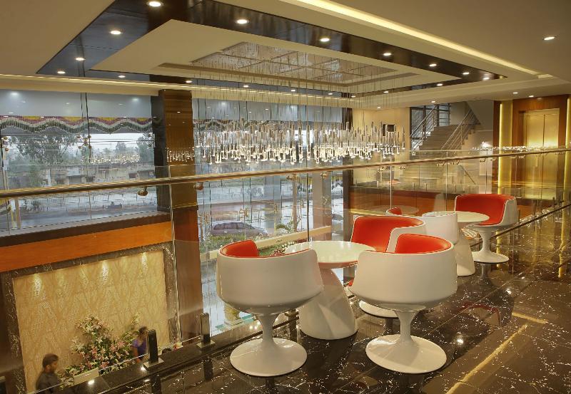 Hotel Sahar Pavillion 3*