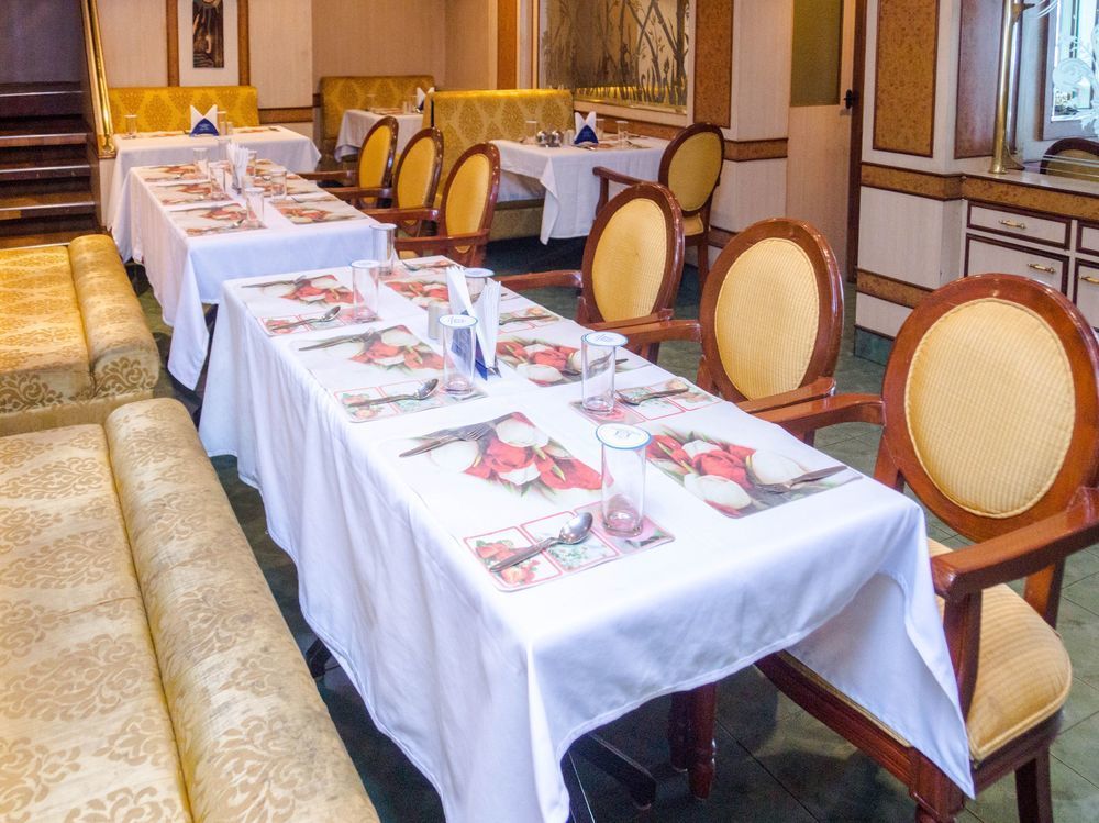 Hotel Oyo Premium Residency Road 3*