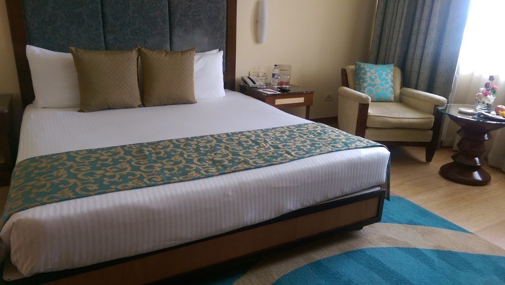 Vivanta Residency Road Hotel