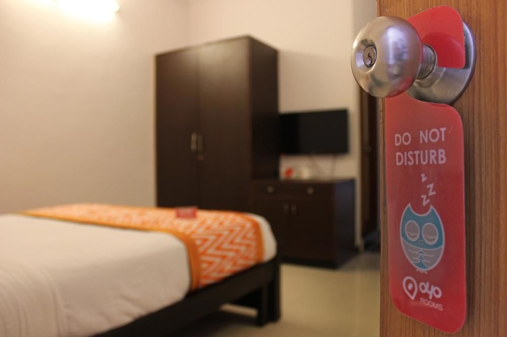 Hotel Oyo 29638 Gmr 18