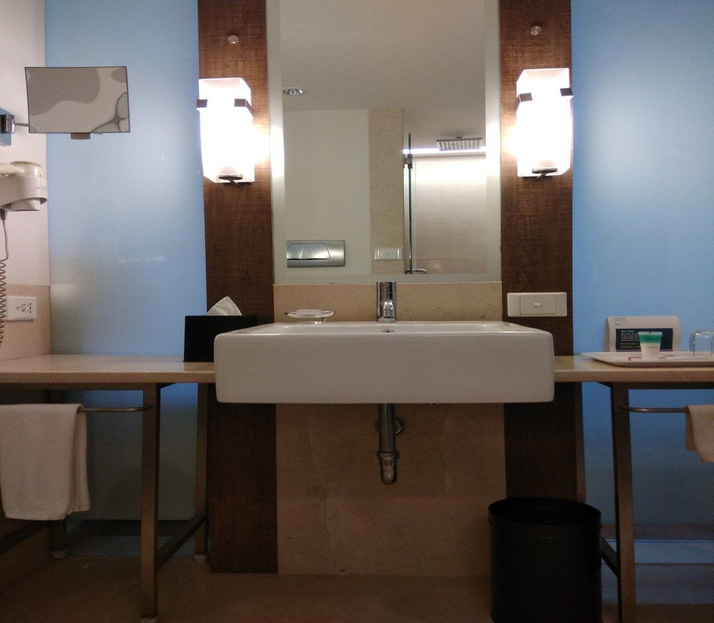 Four Points By Sheraton Whitefield 4* Bangalore