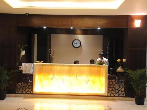 Hotel Chris Whitefield