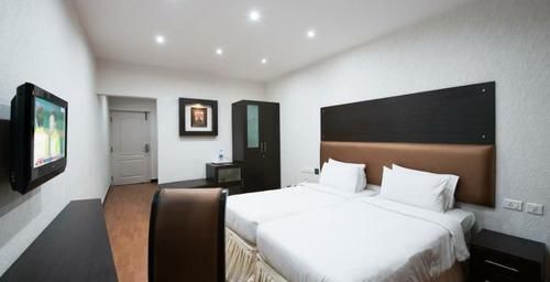 Hotel Confident Cascade
