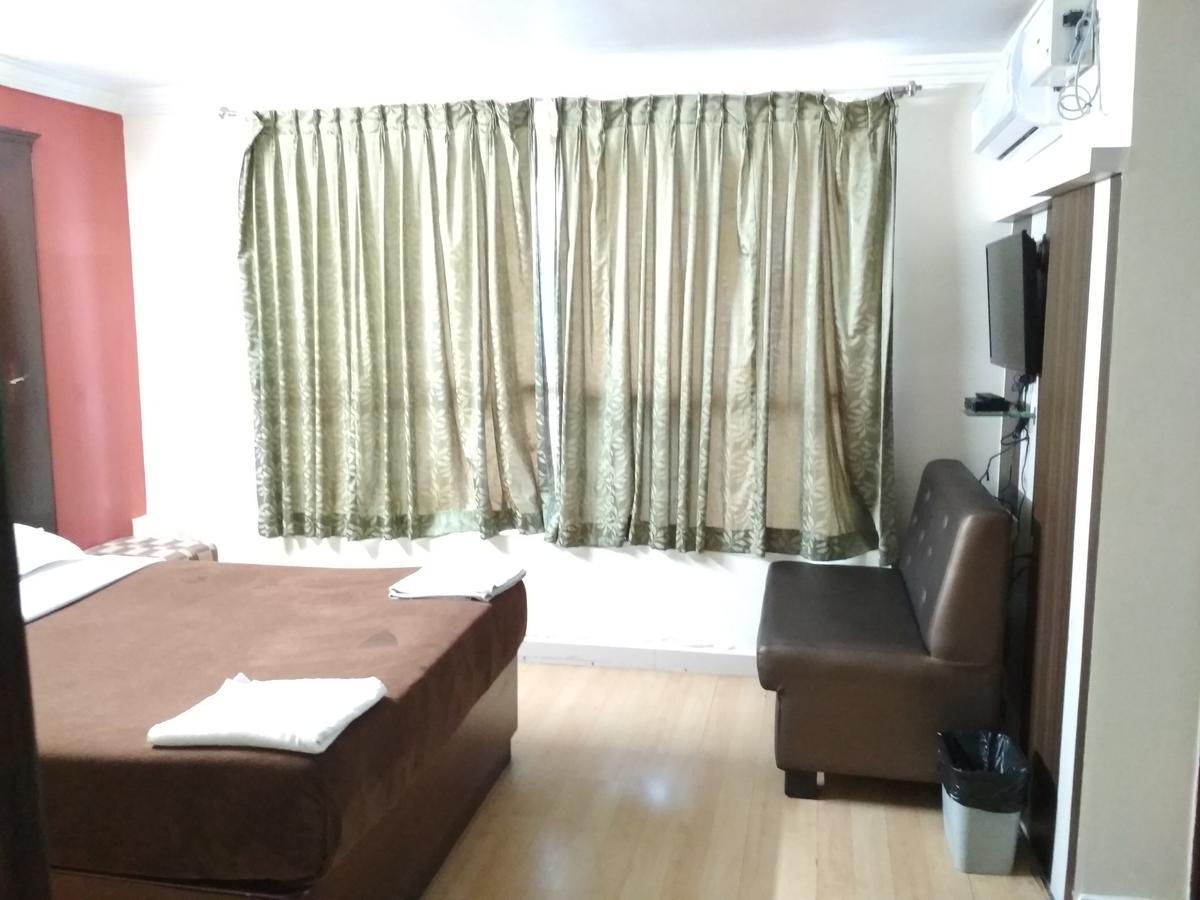 Classic Comfort Hotel