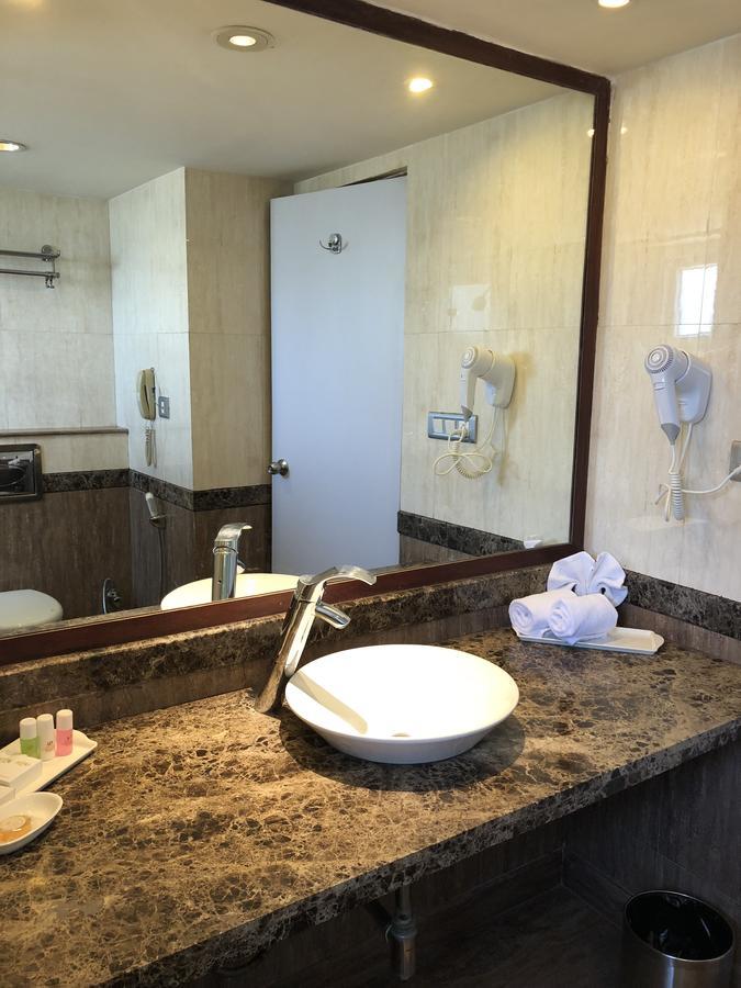 Hotel The Hhi Select Bangalore