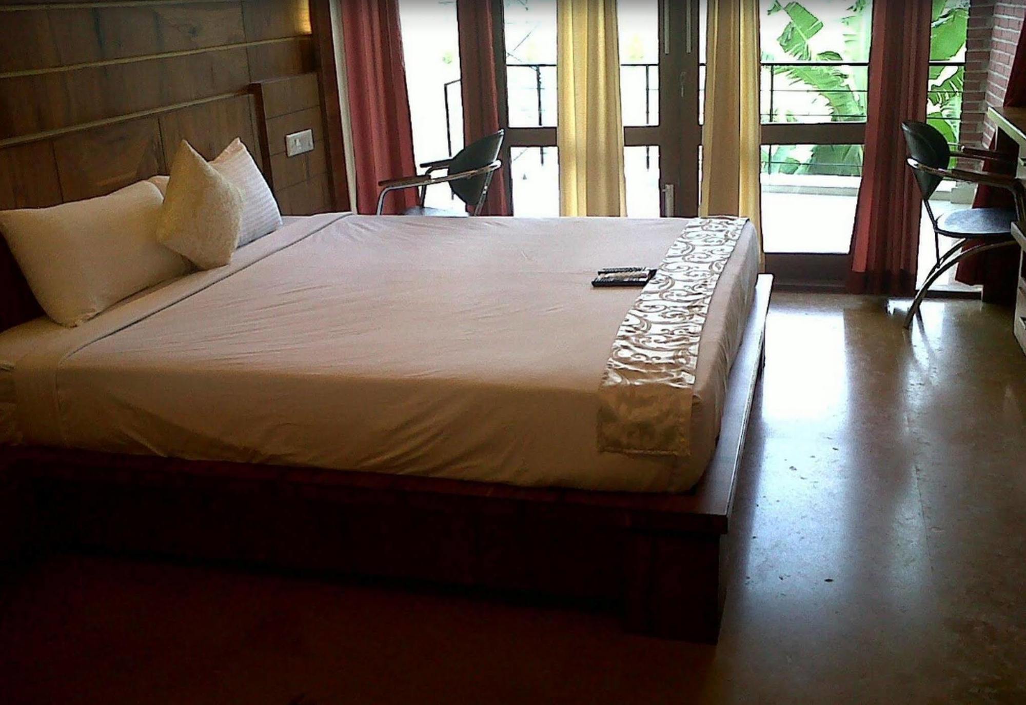 Mak Hotel Bangalore