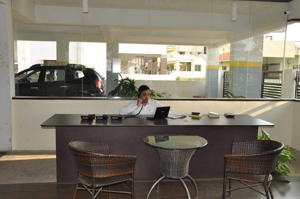 Hotel Airport Gateway 3*