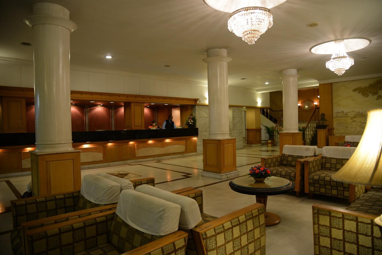 Rajmahal Hotel