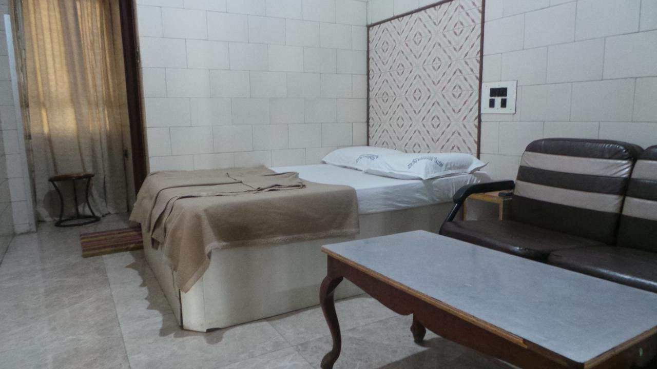 Hotel Adarsh Palace Bangalore