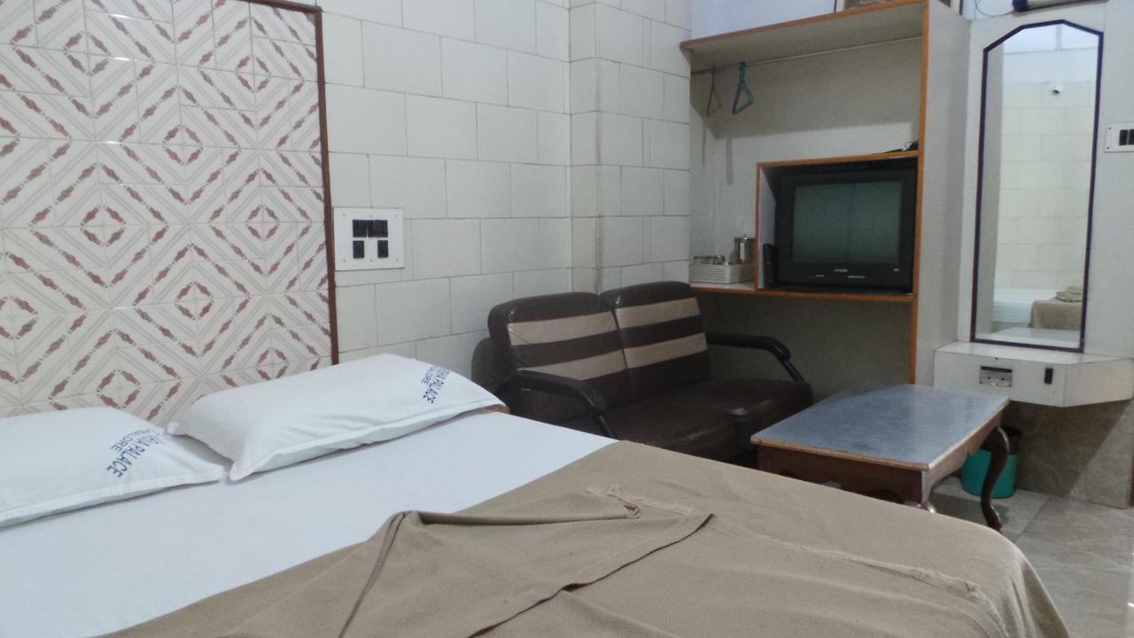 Hotel Adarsh Palace Bangalore