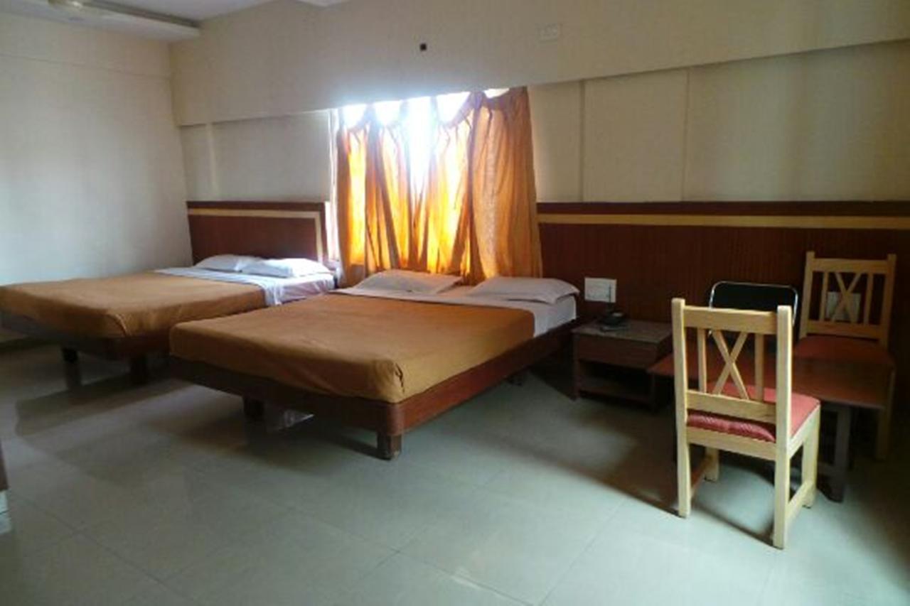 Mlc Gateway Deluxe * Bangalore