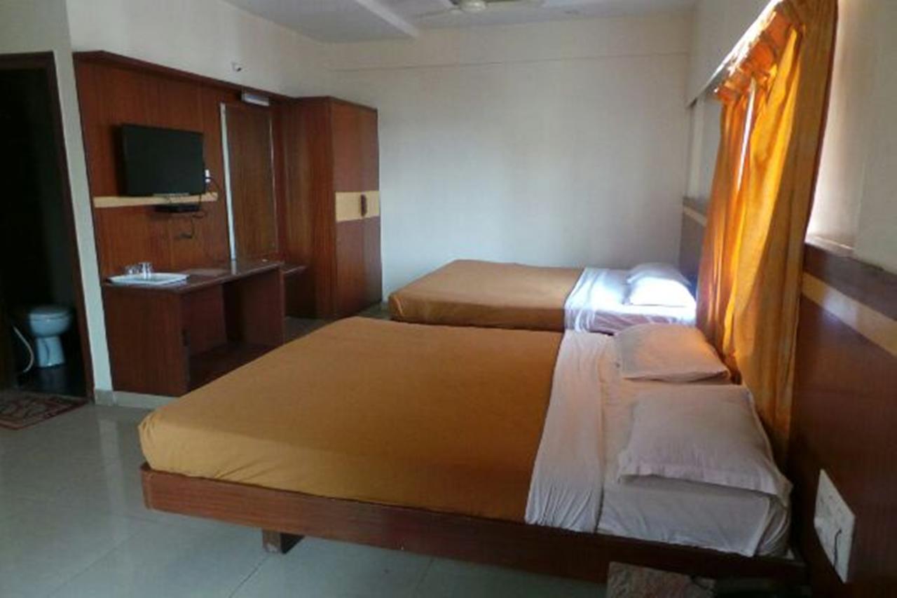 Mlc Gateway Deluxe * Bangalore