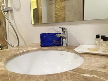 Hotel Oyo Premium Mg Road Trinity 3*