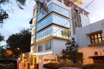 Hotel Oyo Premium Mg Road Trinity 3*