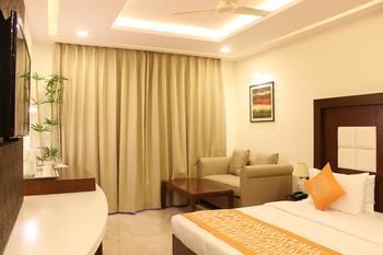Hotel Oyo Premium Mg Road Trinity