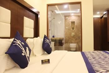 Hotel Oyo Premium Mg Road Trinity 3*