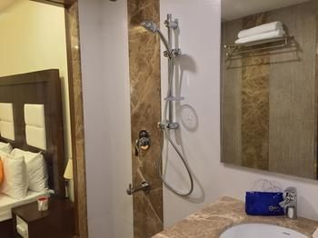 Oyo Premium Mg Road Trinity 3* Bangalore