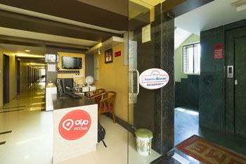 Oyo Vijayanagar Hotel Bangalore
