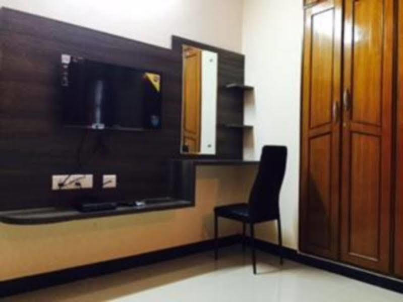 Queen's Castle 3* Bangalore