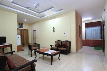 Oyo 2052 Compact Green View Bangalore