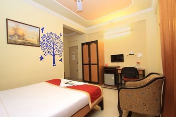 Hotel Oyo 2052 Compact Green View Bangalore