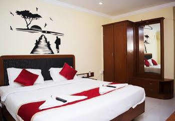 Lime Tree Mg Road Hotel