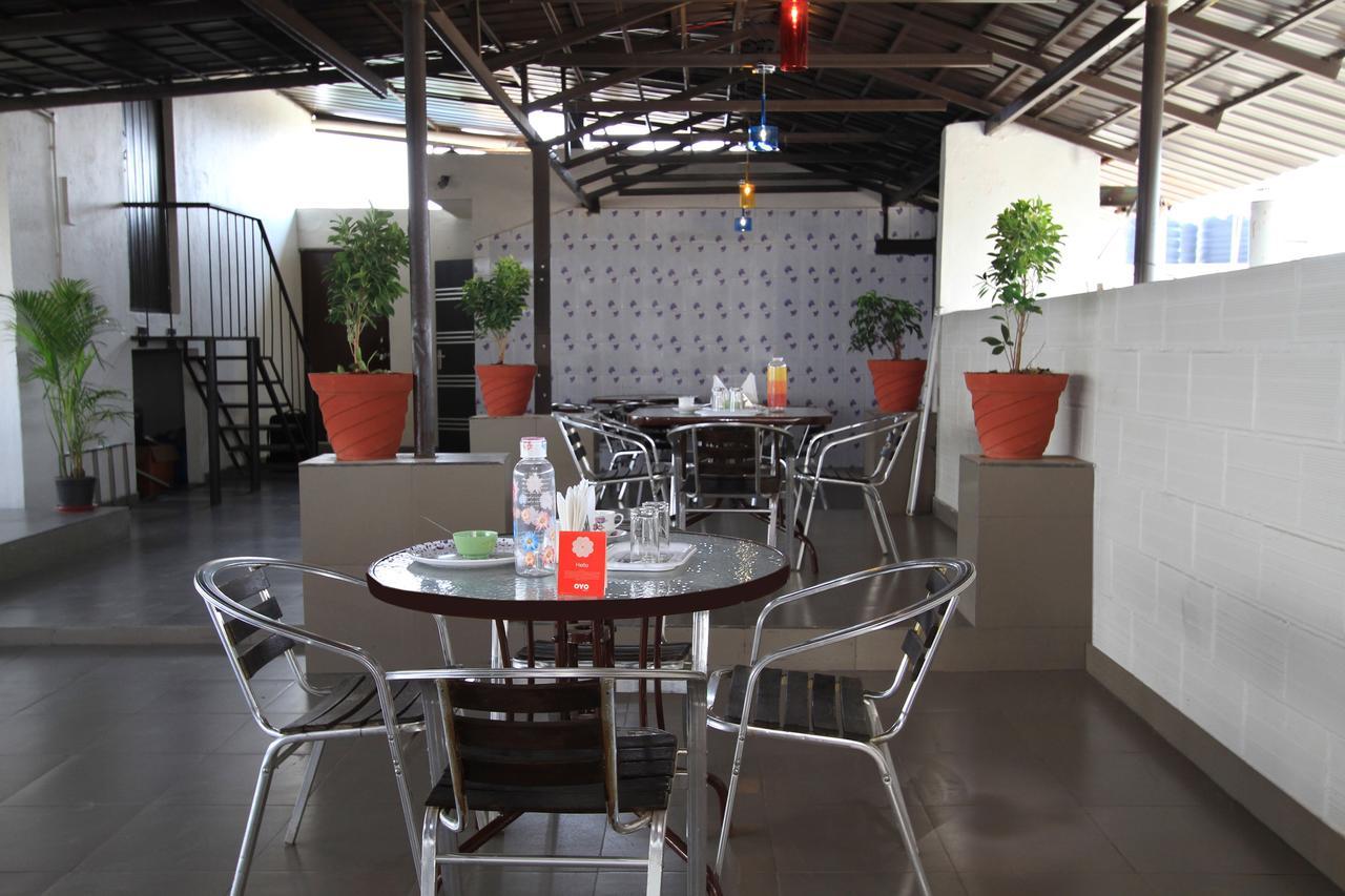 Oyo 7463 Leo Hotel Bangalore