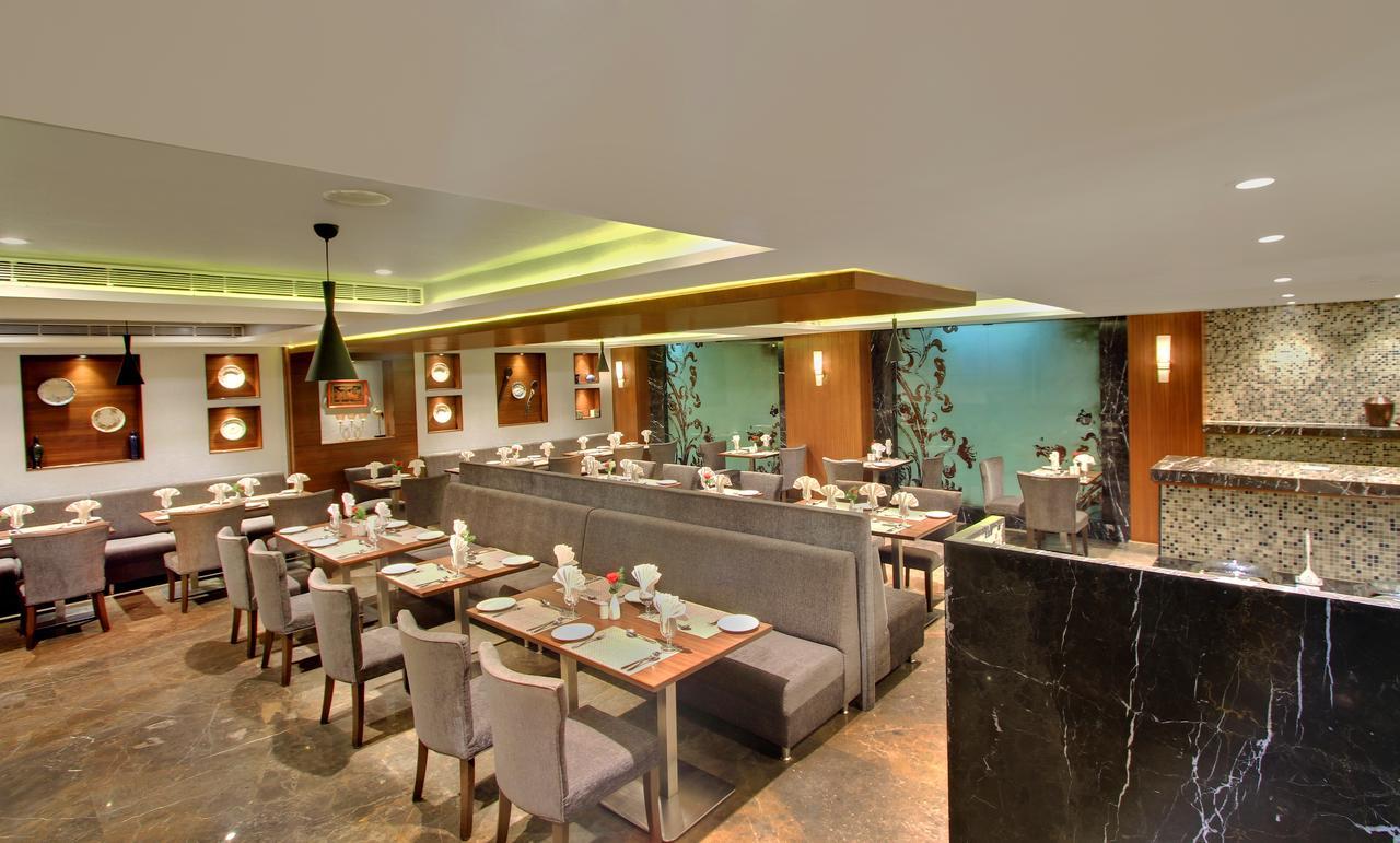 Comfort Insys Hotel 4*