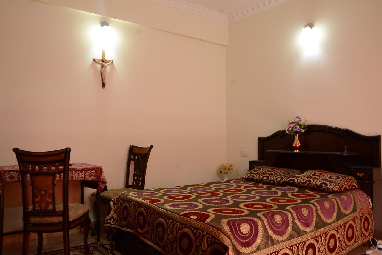 Clarence Residency Bed & Breakfast