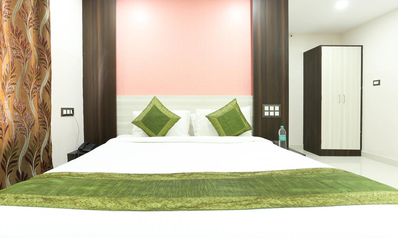 Hotel Habitat Comforts 3*
