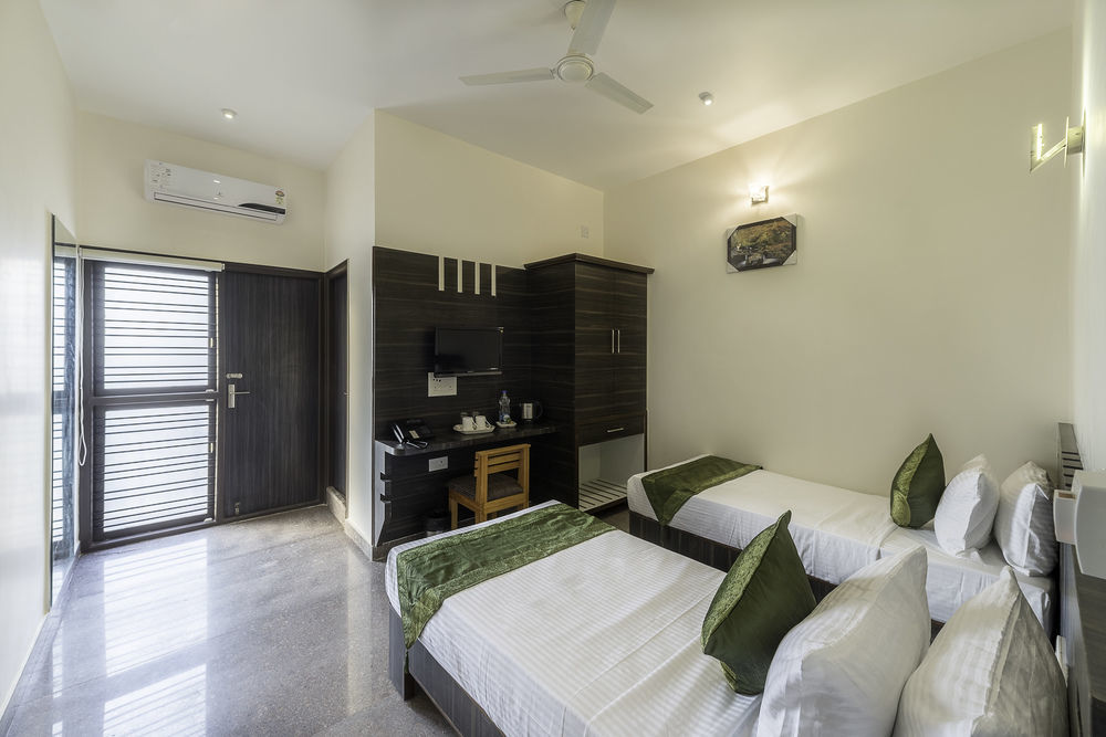 Treebo Silicon Business 3* Bangalore