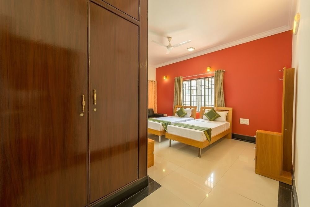 Hotel Treebo Trend Nova Hsr 3*