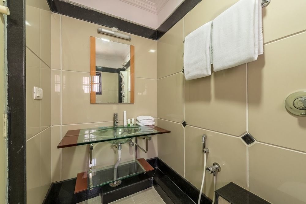Hotel Treebo Trend Nova Hsr 3*