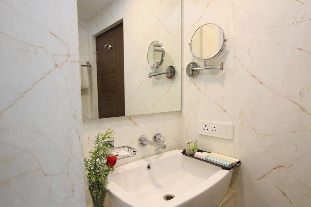 Hotel Treebo Select Jagadish 3*