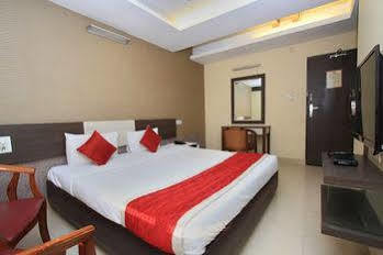 Hotel Oyo Vijayanagar 3*