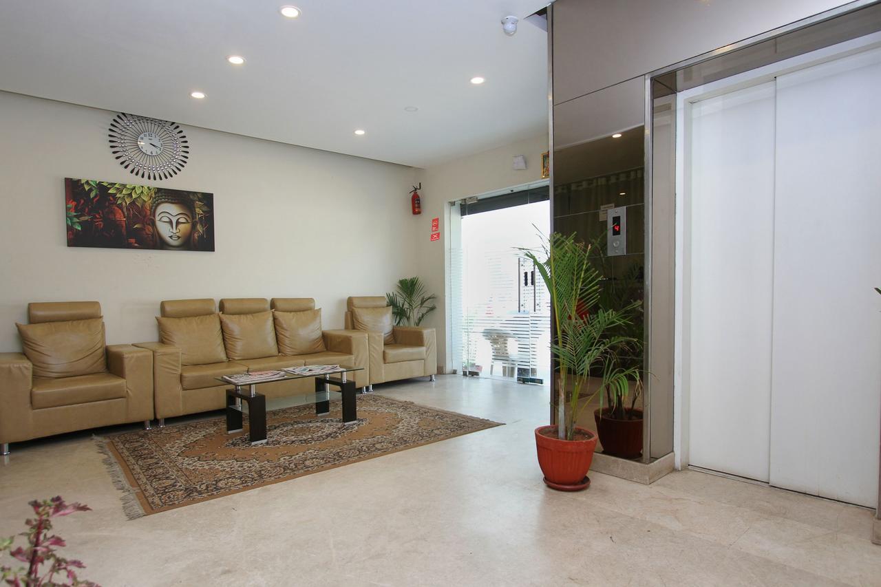 Hotel Oyo 7463 Leo 3*