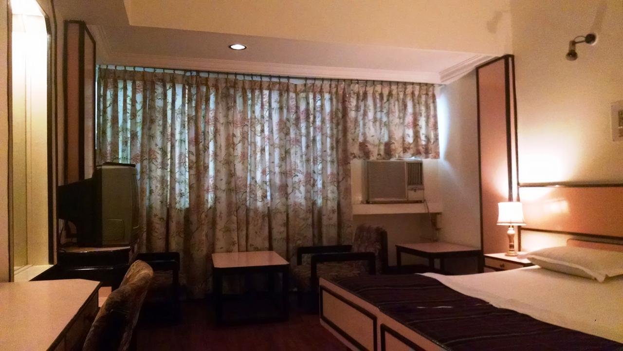 Hotel Rajmahal