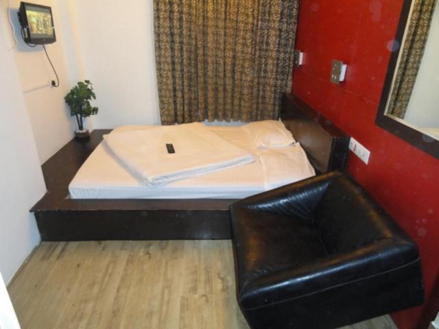 T.a.p. Silver Square 2* Bangalore