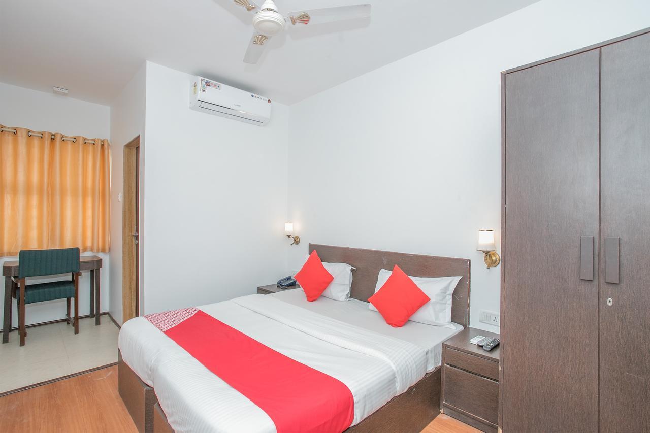 Oyo 12525 Pmr Bangalore