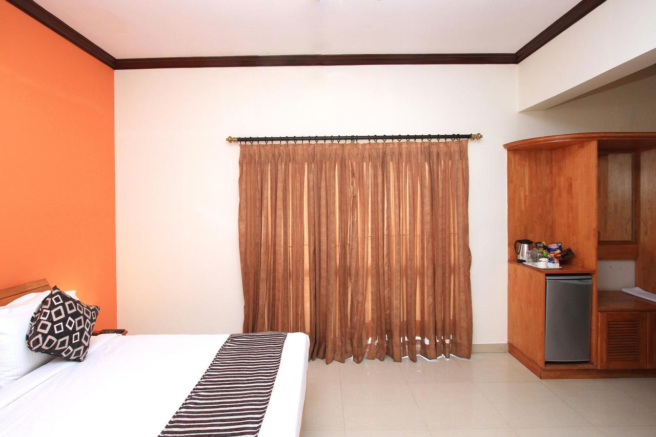 Oyo 3496 Dass Hotel 3*