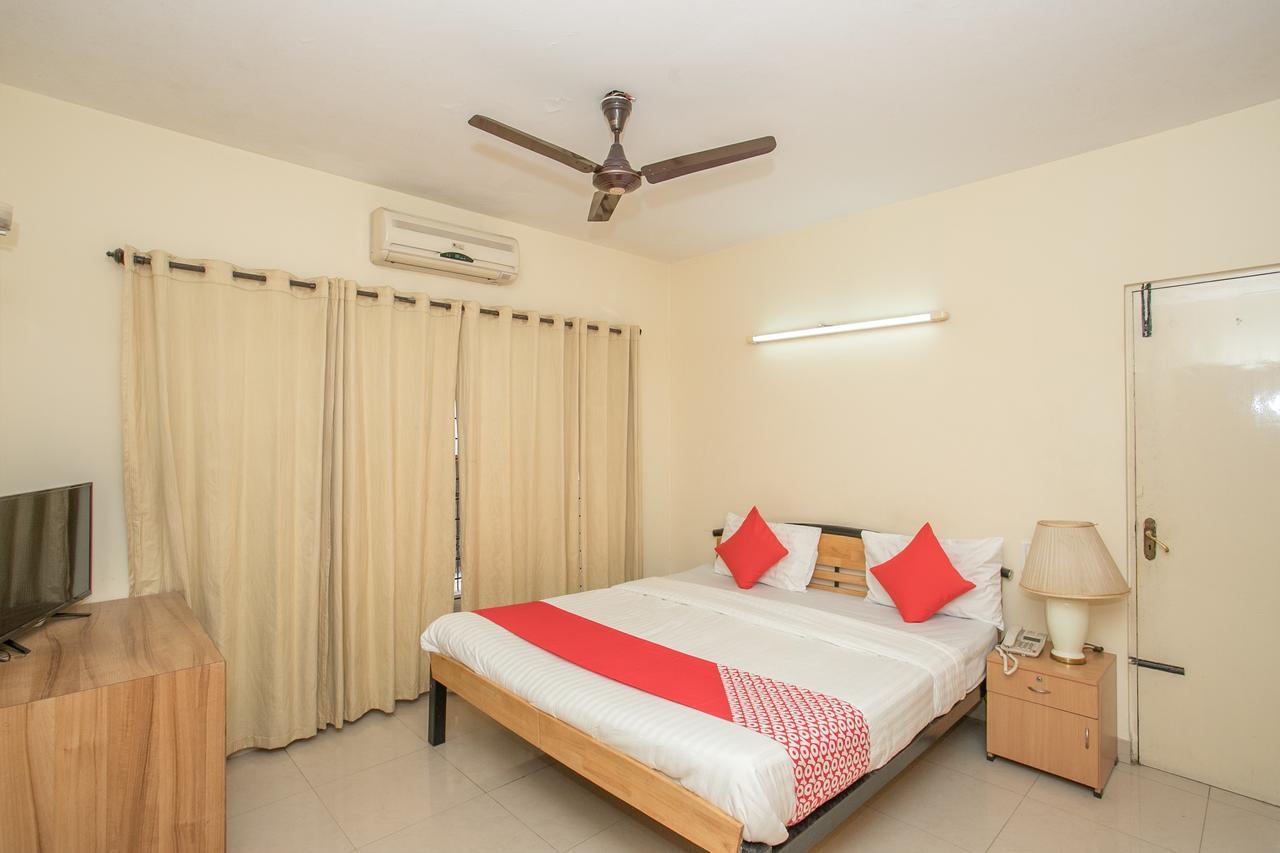 Hotel Oyo 12057 Hidden Nest 1 3*