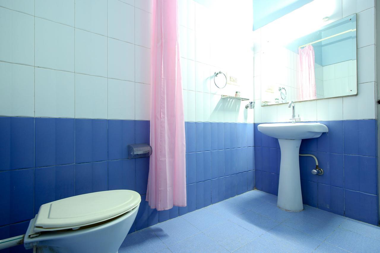 Hotel Oyo 24573 Eyrie Comforts 3*