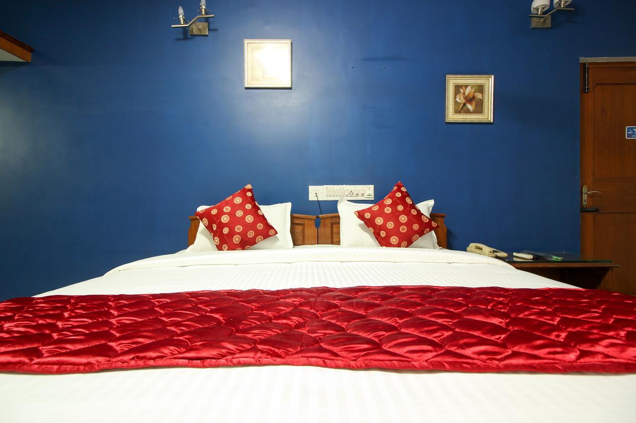 Hotel Oyo 24573 Eyrie Comforts 3*