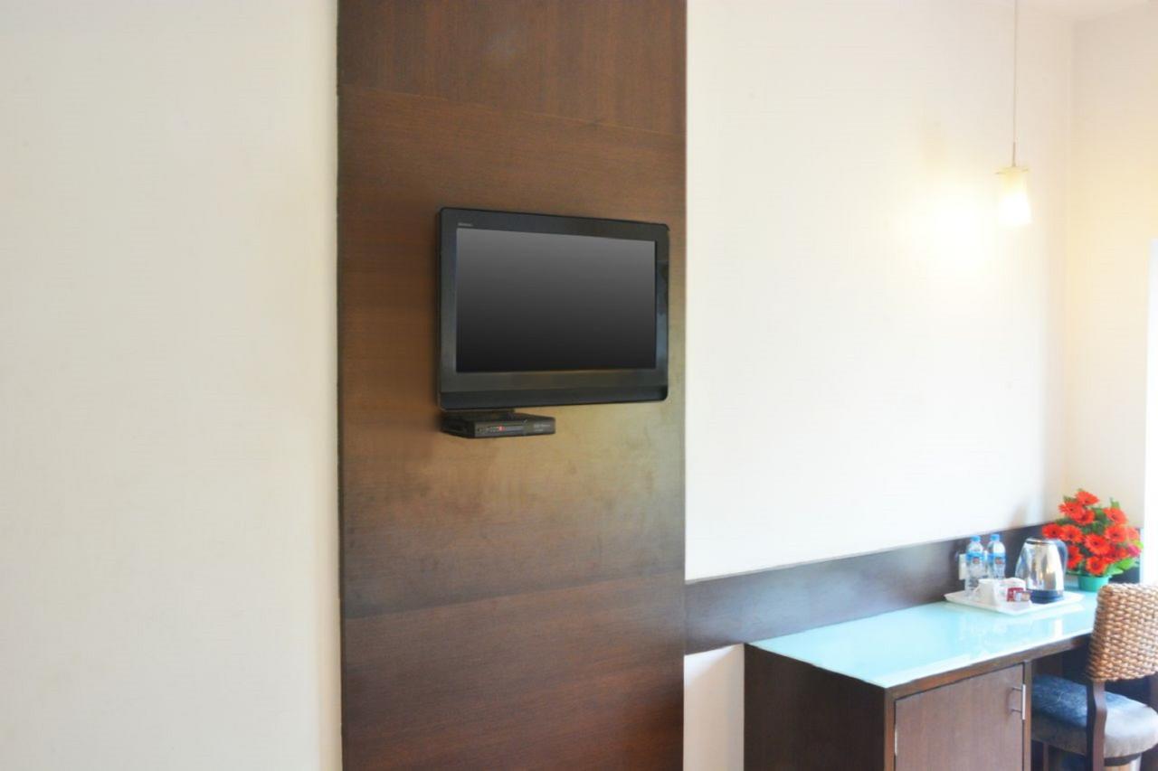 Ashraya International 3*