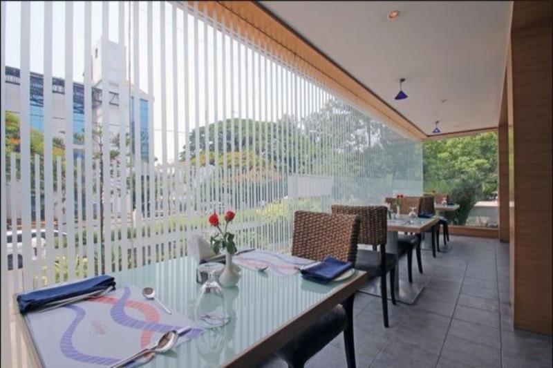 Hotel Ashraya International 3*