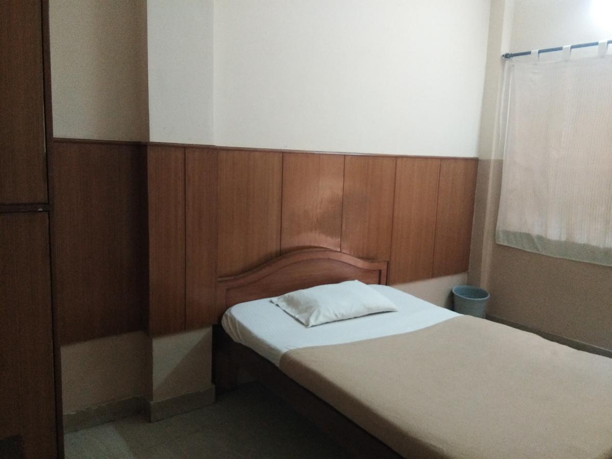 Lodge Veekay Tourist Home Bangalore
